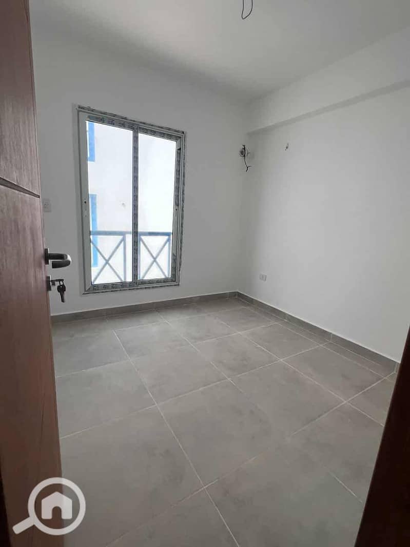 4 WhatsApp Image 2025-11-05 at 12.12. 34 AM (1). jpeg