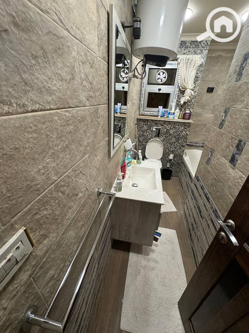 2 WhatsApp Image 2025-11-08 at 13.20. 17. jpeg