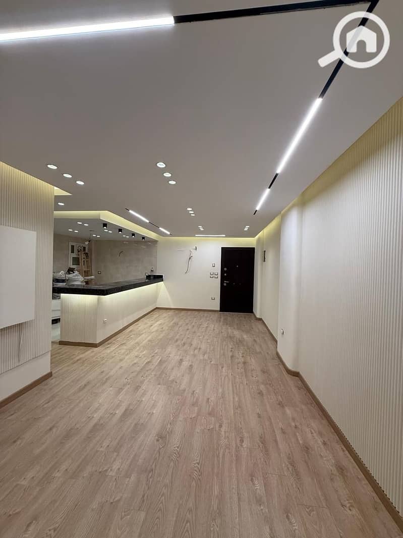 7 b7d9b5a6-f86e-4c4a-9504-5bba7eec4049. jpg