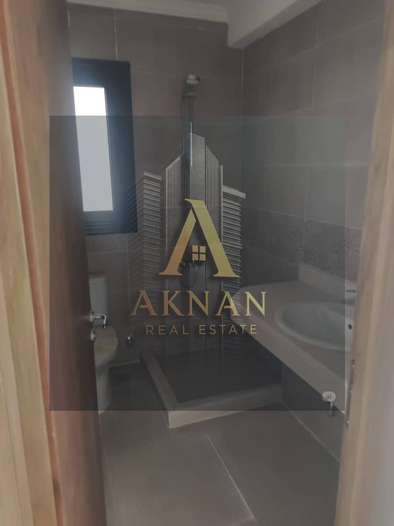 9 WhatsApp Image 2025-10-23 at 16.52. 25 (3). jpeg