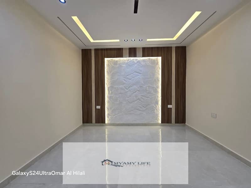 4 WhatsApp Image 2025-09-20 at 10.09. 16 AM (1). jpeg