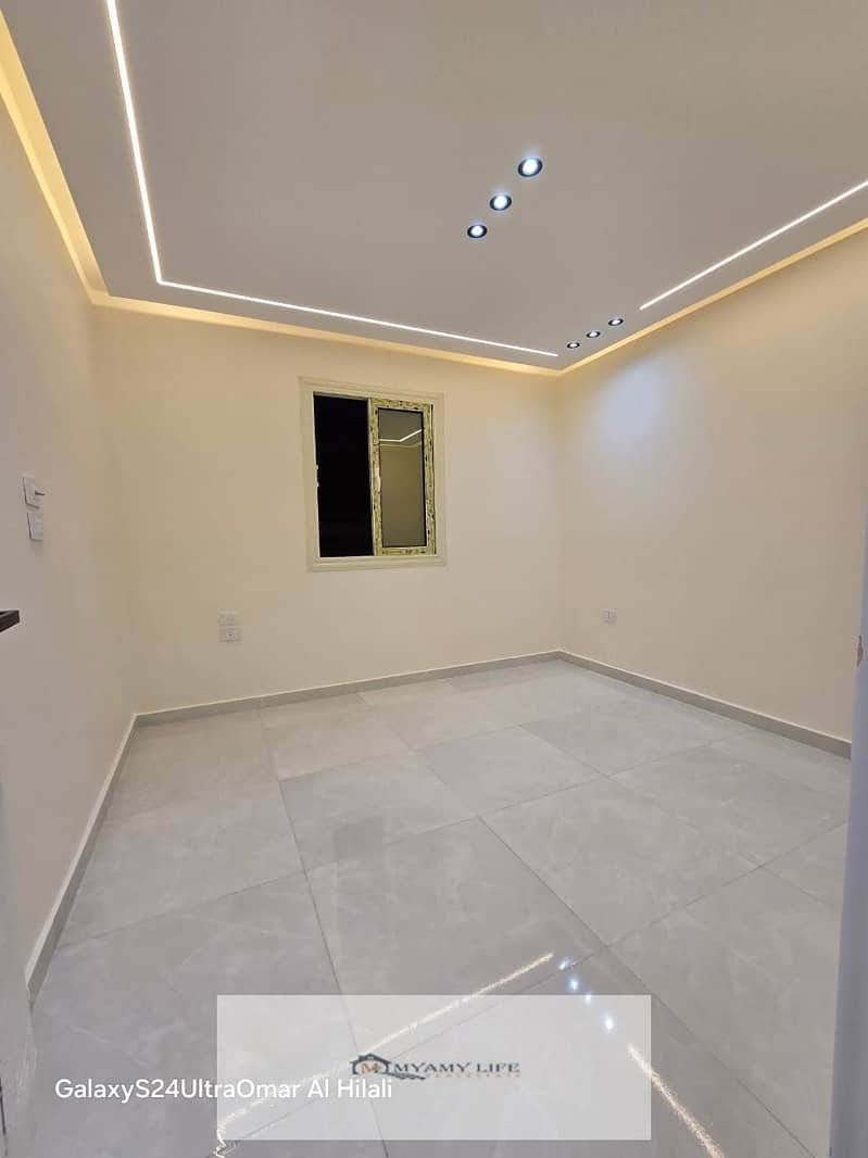 10 WhatsApp Image 2025-09-20 at 10.09. 17 AM. jpeg