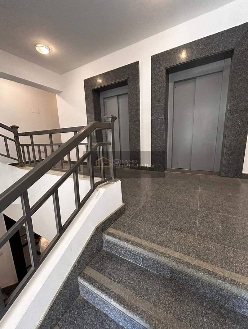 6 4f42aaa9-01d9-44be-96de-a25426b1cfa4. jpeg