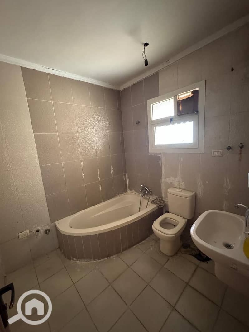 10 WhatsApp Image 2025-11-08 at 6.04. 11 PM (3). jpeg