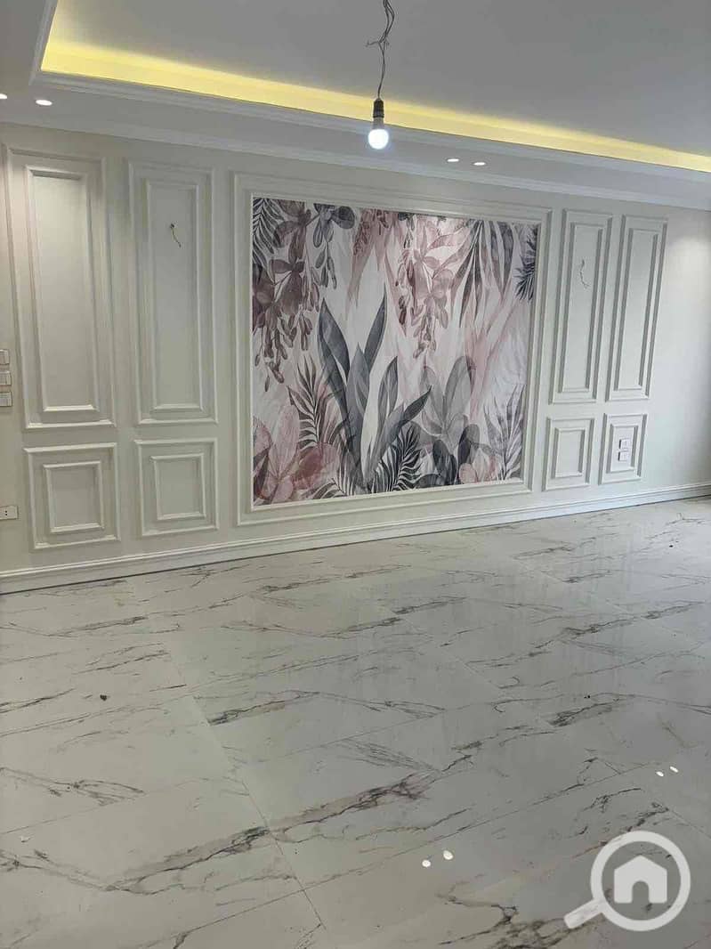 2 e5777603-fb77-4ad8-ad6b-8b75aa2419fe. jpg