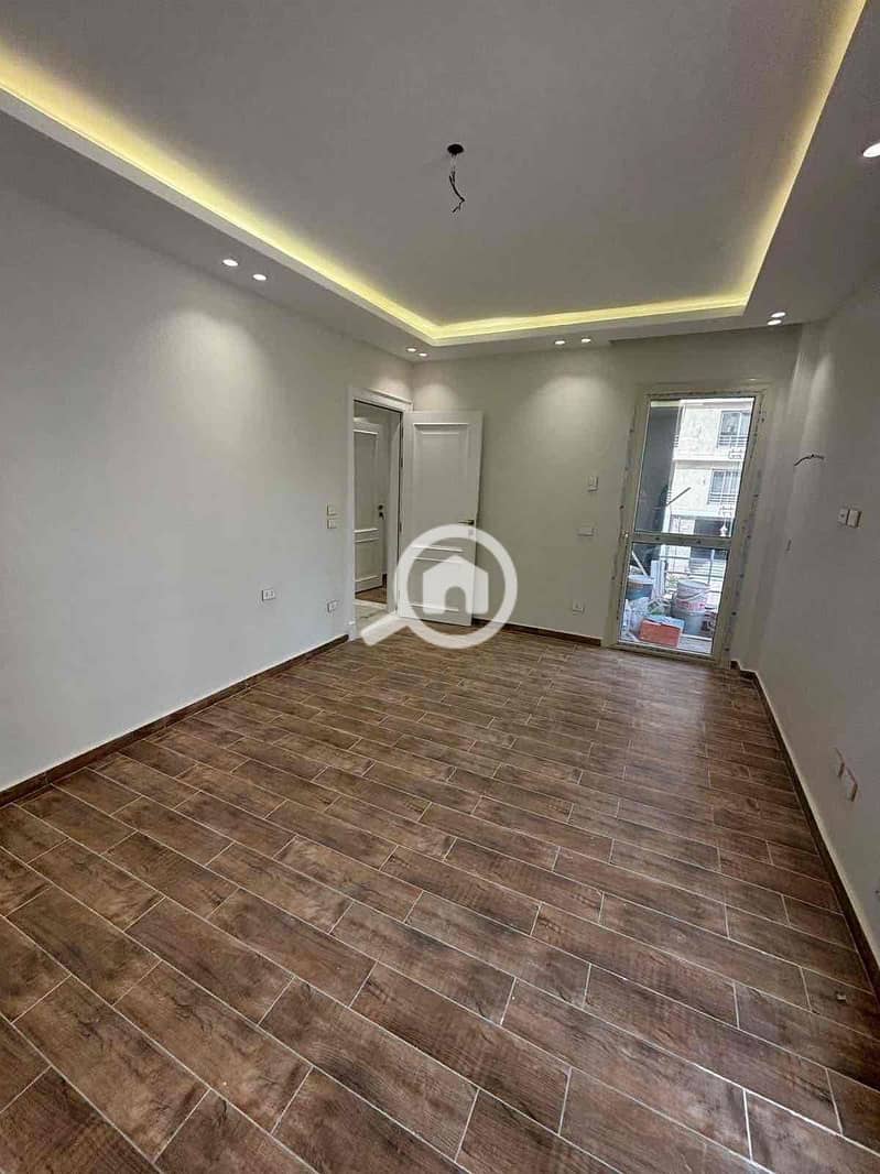 5 e8f721df-1cdd-4678-8089-5efb28935ddc. jpg