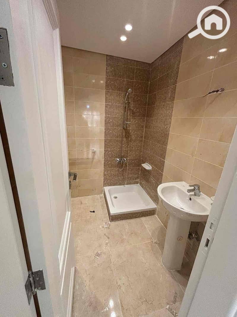 6 feb43bf1-6358-416d-90fd-d8ef1eadcf0e. jpg