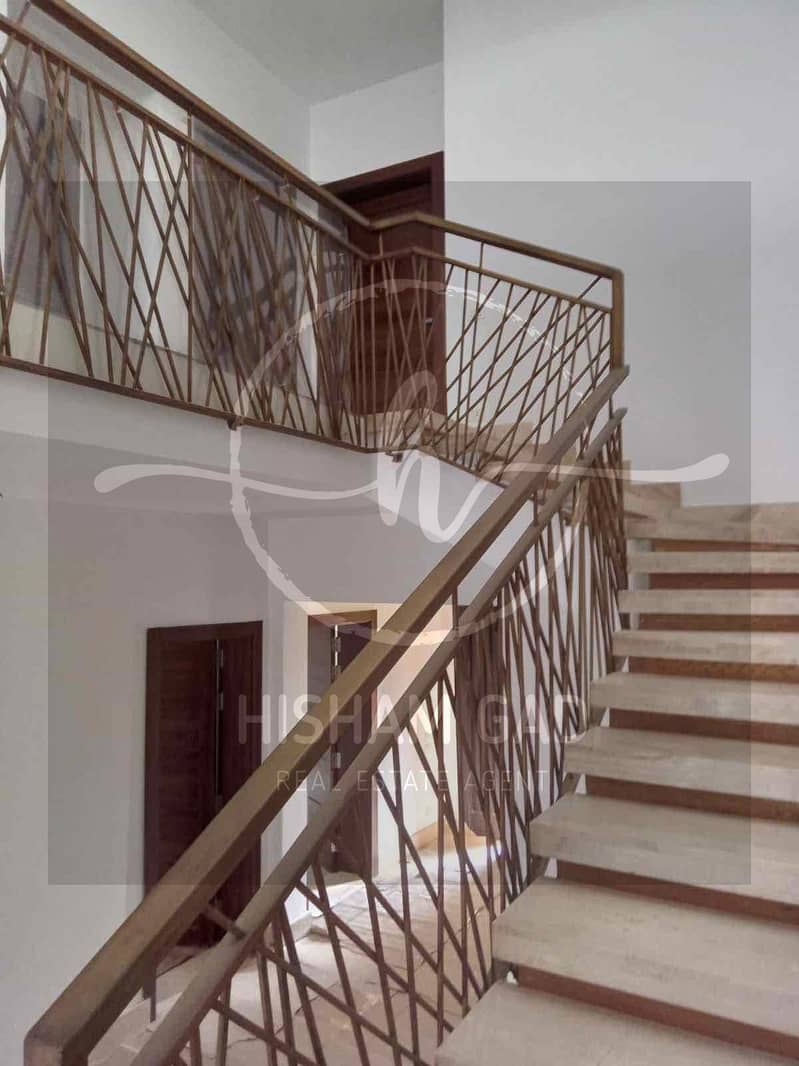 7 98406c89-3ce4-4252-8578-790f20cc60d1. jpg