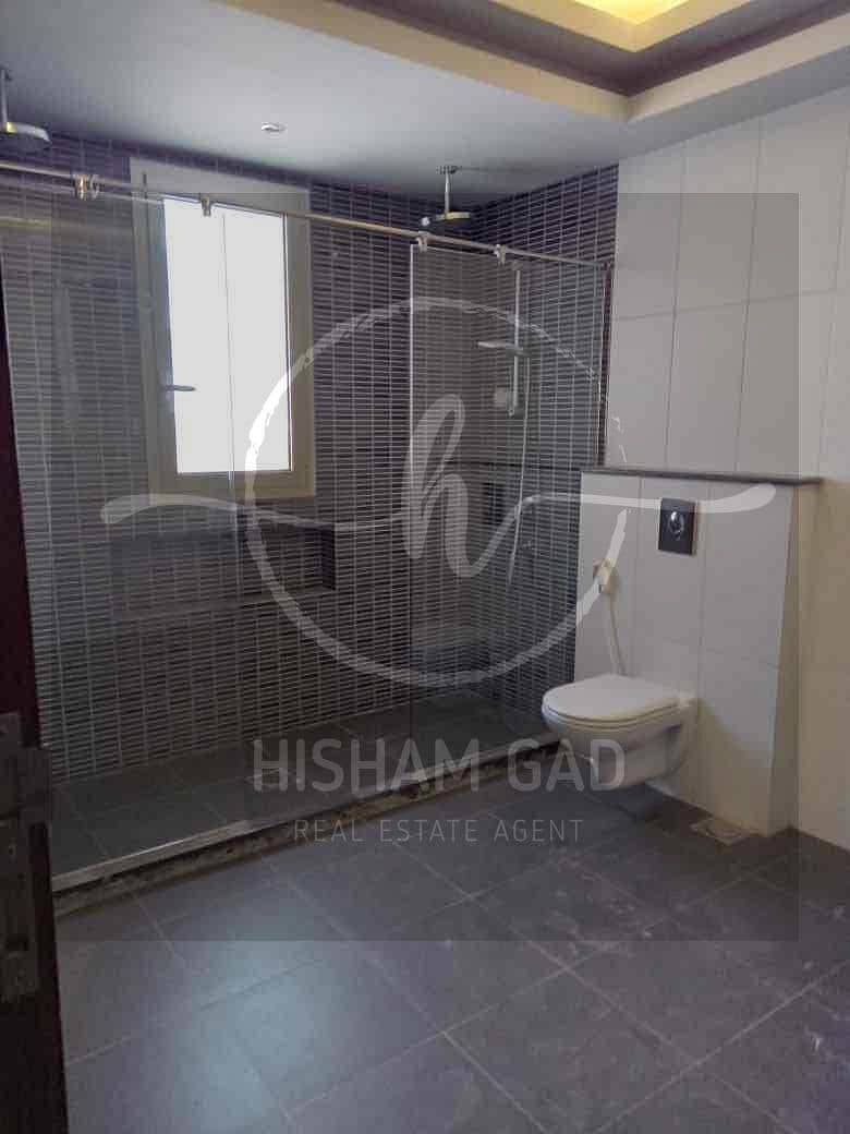 9 2db20216-bda1-4f2b-9245-661df67bd9d3. jpg