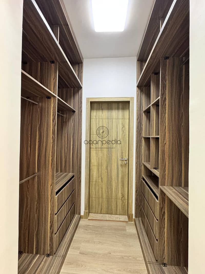 7 43769c59-4dbc-45e2-9056-f722d66e3802. jpeg