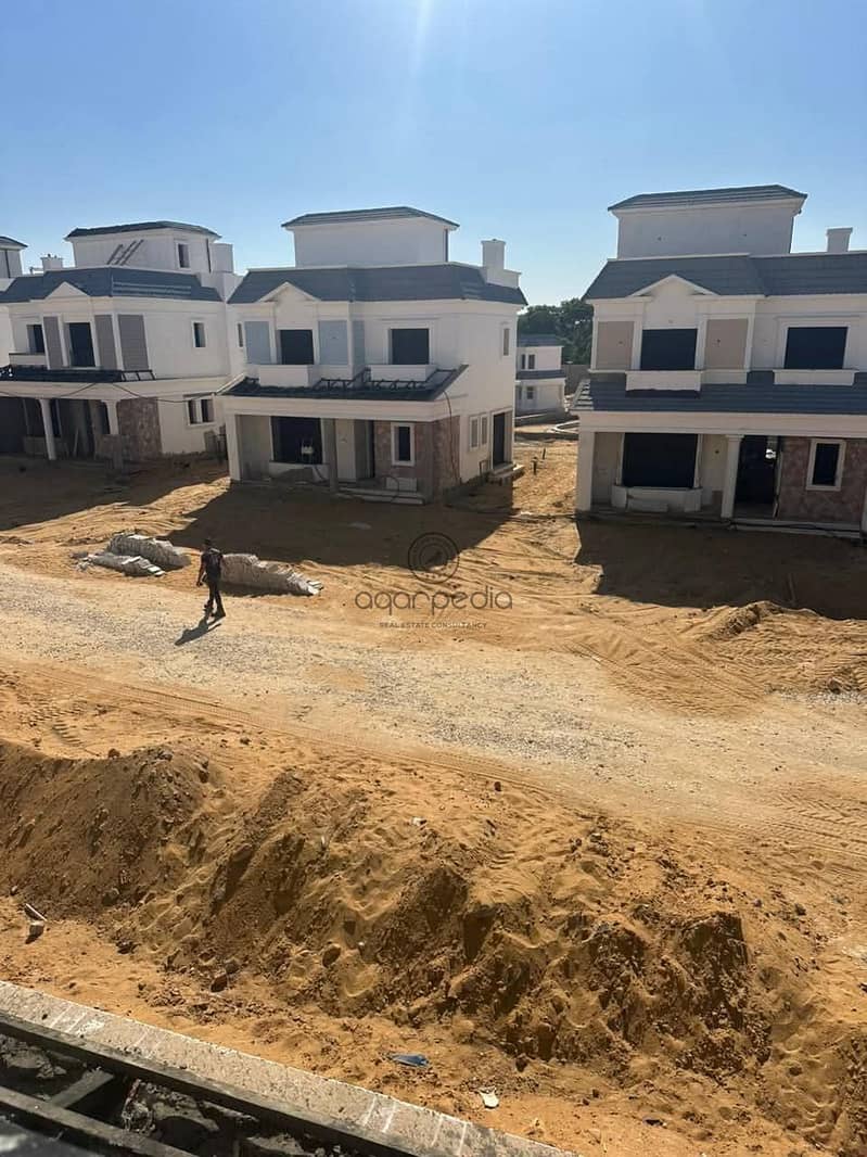 2 0cee9271-43a7-4c2e-b03a-6879ca26af40. jpeg