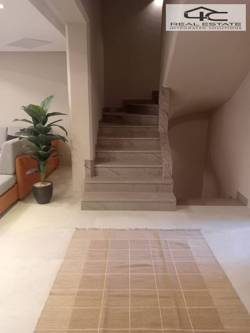 10 WhatsApp Image 2025-11-06 at 4.37. 07 PM. jpeg