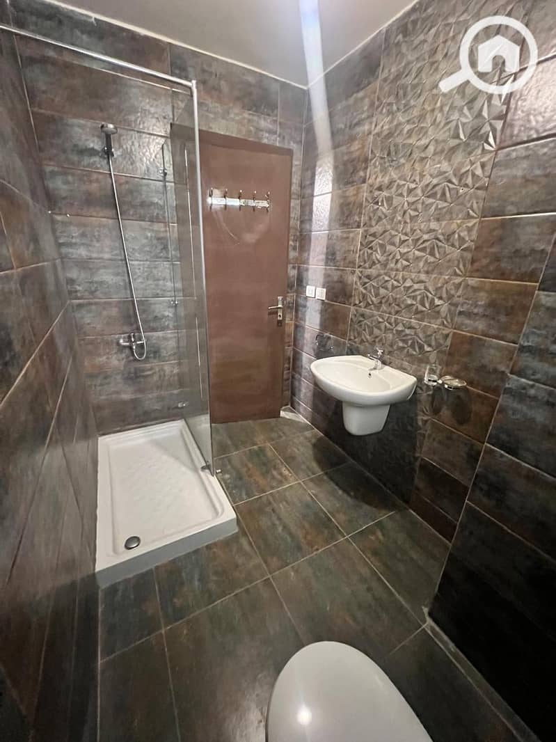 5 WhatsApp Image 2025-11-09 at 11.32. 39 AM. jpeg