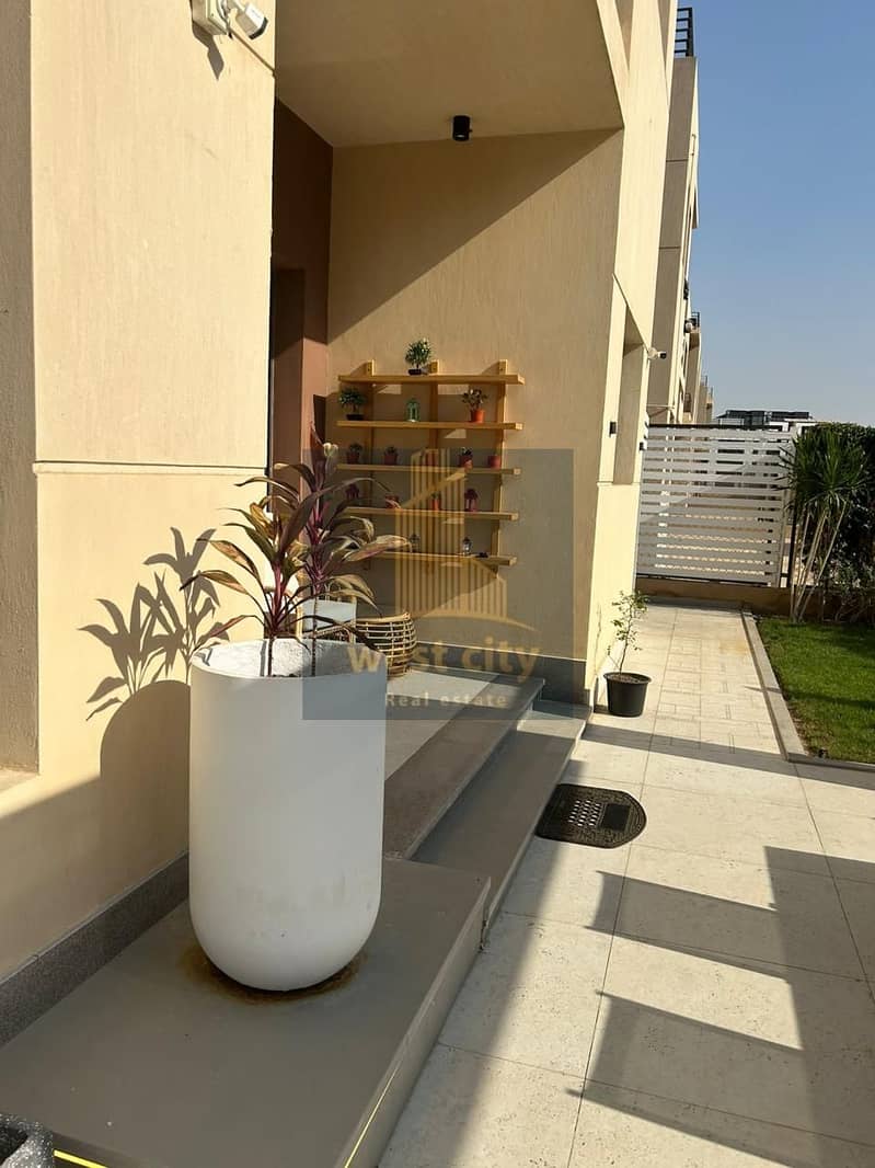 4 WhatsApp Image 2025-11-09 at 11.37. 34 AM. jpeg