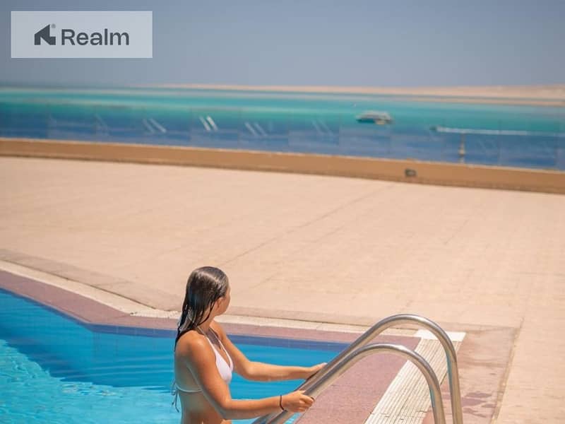 6 WhatsApp Image 2025-10-28 at 1.12. 01 PM (1). jpeg