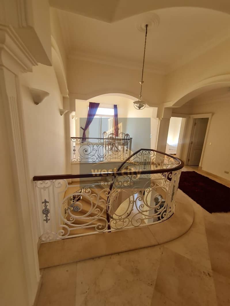 2 WhatsApp Image 2025-11-09 at 11.48. 27 AM. jpeg