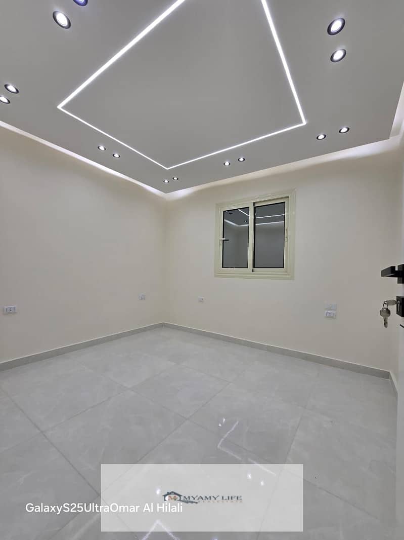 7 WhatsApp Image 2025-11-03 at 11.13. 49 PM (2). jpeg