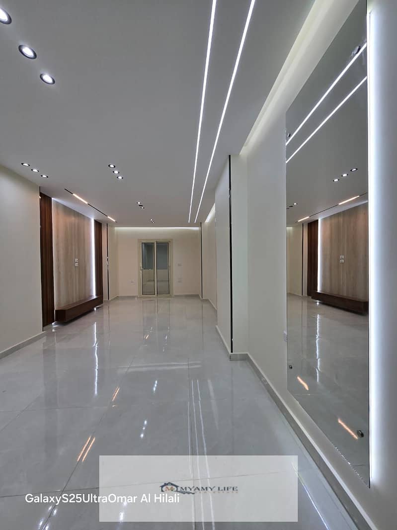 10 WhatsApp Image 2025-11-03 at 11.13. 50 PM (2). jpeg