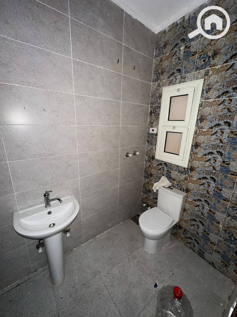 5 WhatsApp Image 2025-11-07 at 3.47. 28 PM (1). jpeg