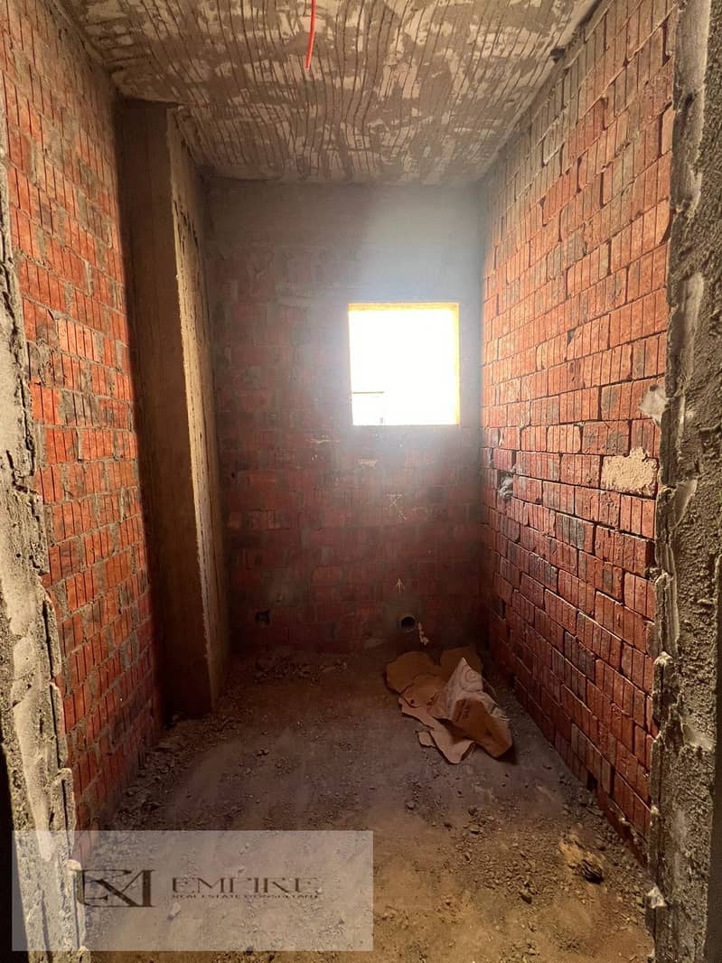 4 IMG-20251108-WA0077. jpg