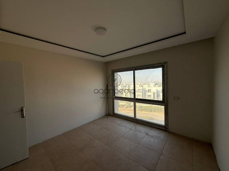 3 WhatsApp Image 2025-09-24 at 1.28. 39 PM (1). jpeg