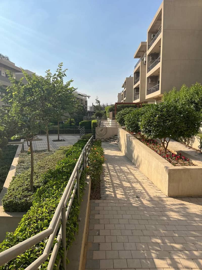 2 WhatsApp Image 2025-09-28 at 11.39. 33 AM. jpeg