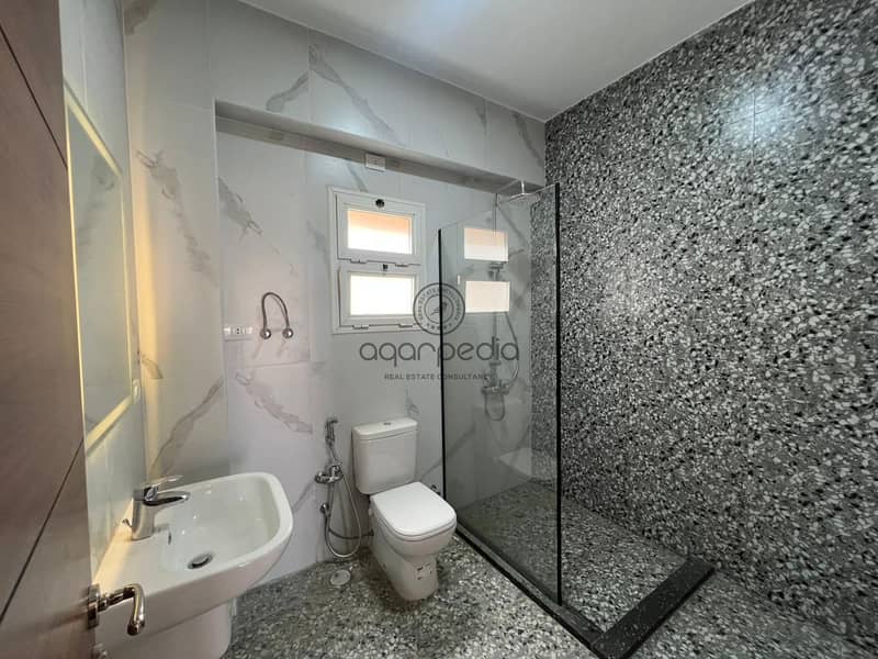 4 WhatsApp Image 2025-09-30 at 11.22. 03 AM (2). jpeg