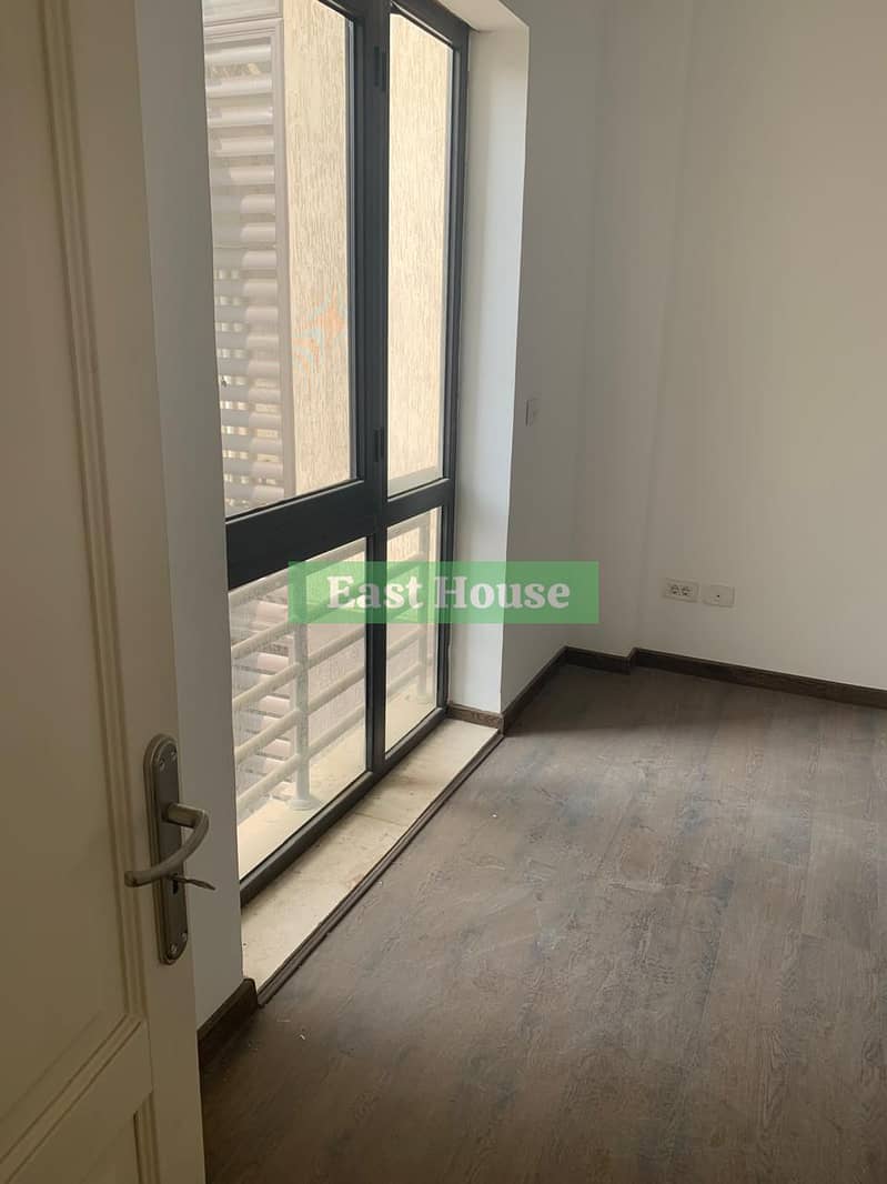 3 9201f3c4-a30a-46d3-a7f3-a24294021743. jpeg