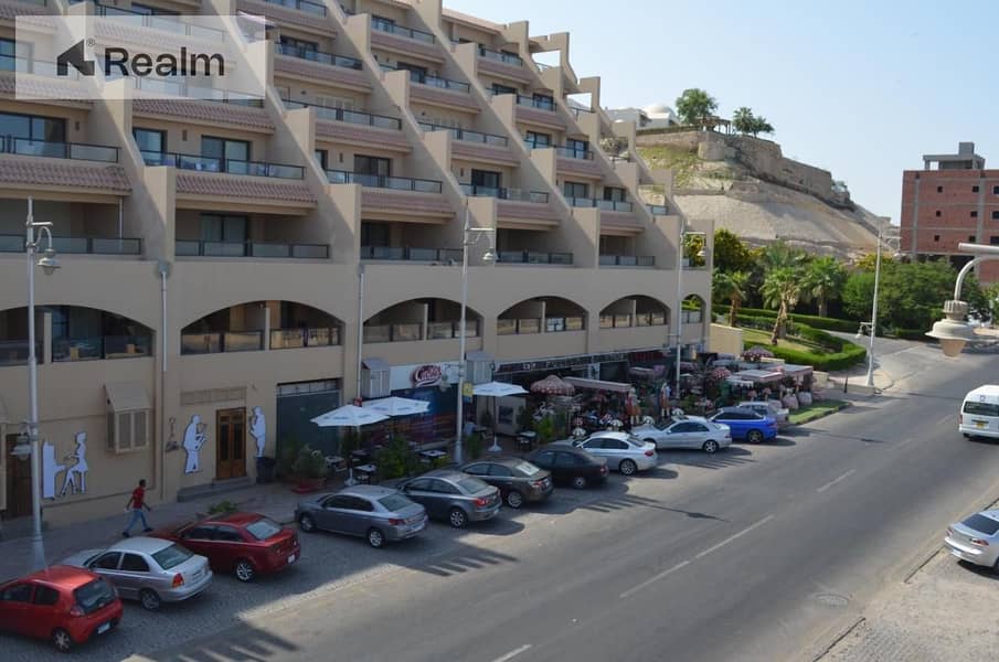 3 401b8286-674c-4915-be94-8324d05187d8. jpg