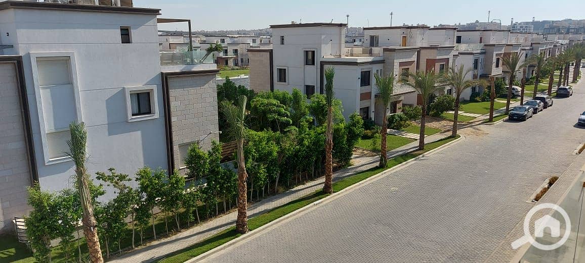 9 62e7afe4-1c37-44d8-a403-c710ffa645ad. jpg