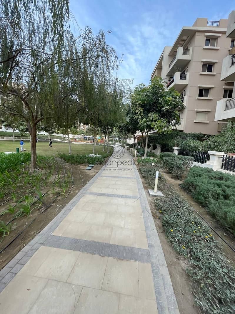 16 WhatsApp Image 2025-10-05 at 4.47. 15 PM (1). jpeg