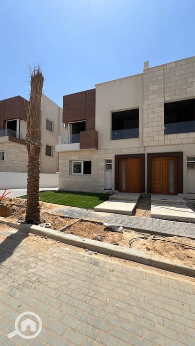 4 Bedroom Townhouse for Sale in New Cairo, Cairo - 520255570_1416031582941624_977899102130857296_n. jpg