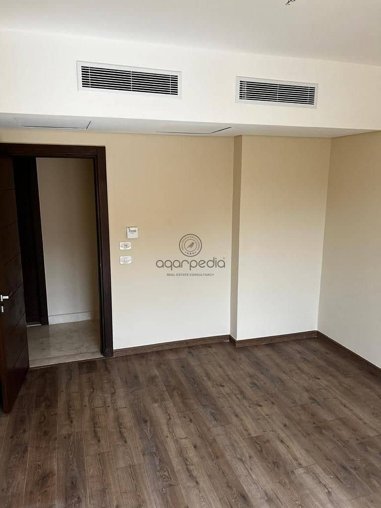 5 WhatsApp Image 2025-09-30 at 2.21. 27 PM. jpeg