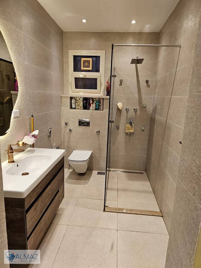 24 WhatsApp Image 2025-11-09 at 12.14. 15 PM. jpeg