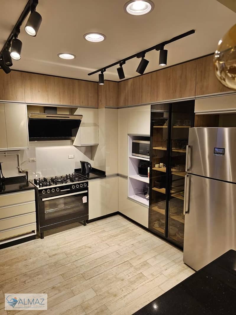 33 WhatsApp Image 2025-11-09 at 12.14. 19 PM (2). jpeg