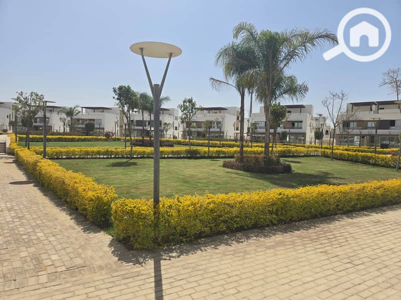 5 WhatsApp Image 2025-04-07 at 8.05. 52 PM(1). jpeg