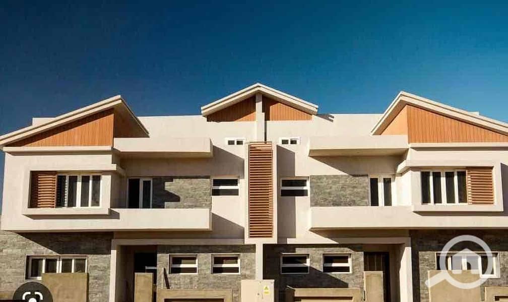 11 4bda32de-f01e-4bbf-9d21-37fff2c5e82b. jpg