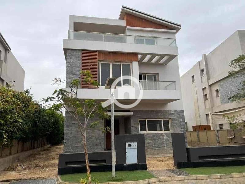 15 bf1cc888-5997-425a-a607-2e1592ac0460. jpg