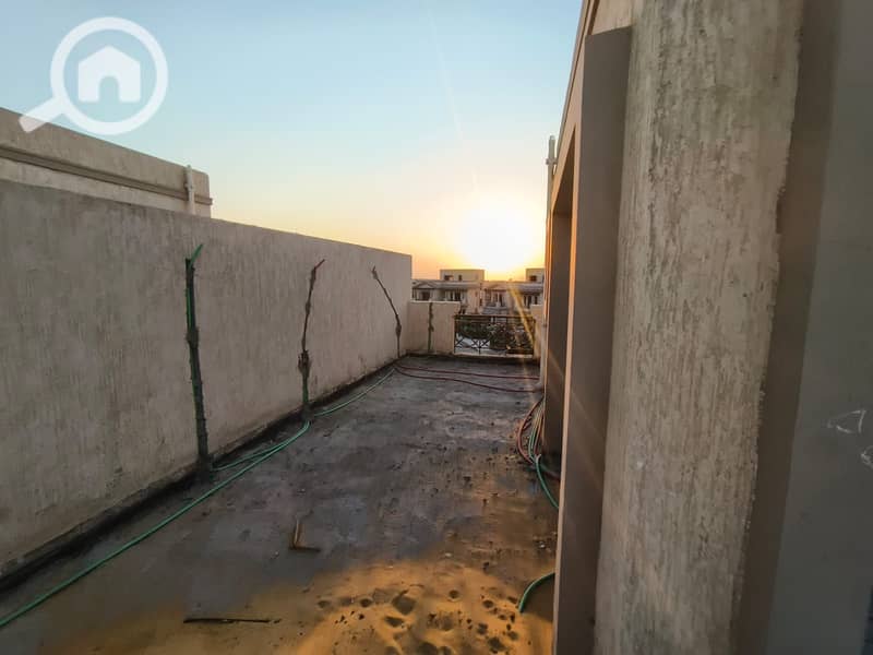 3 12ee952d-3771-482a-a54b-1d9f72c6f74d. jpeg