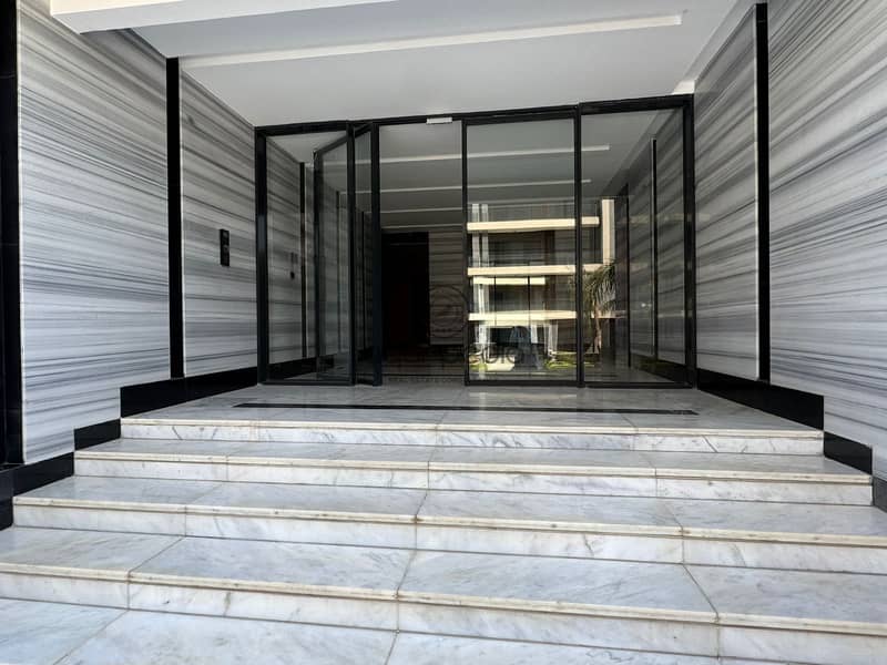 5 WhatsApp Image 2025-10-01 at 10.16. 17 AM (3). jpeg