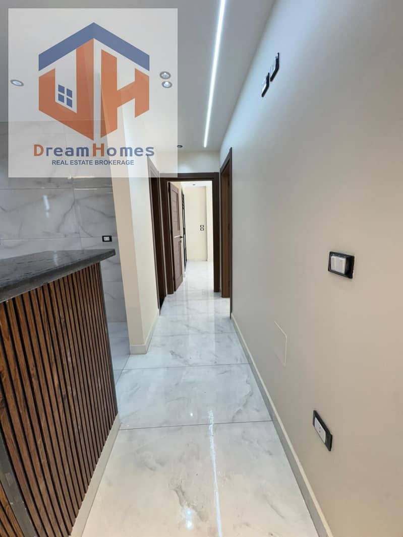 8 674d7af6-63ae-44e3-b327-c712fa3781be. jpg