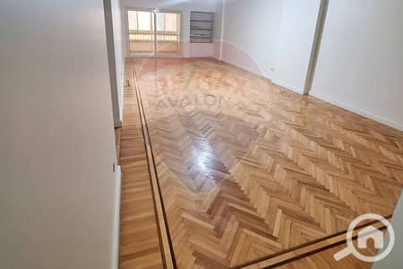 شقة 3 غرف نوم للايجار في رشدي، الإسكندرية - 1. jpg