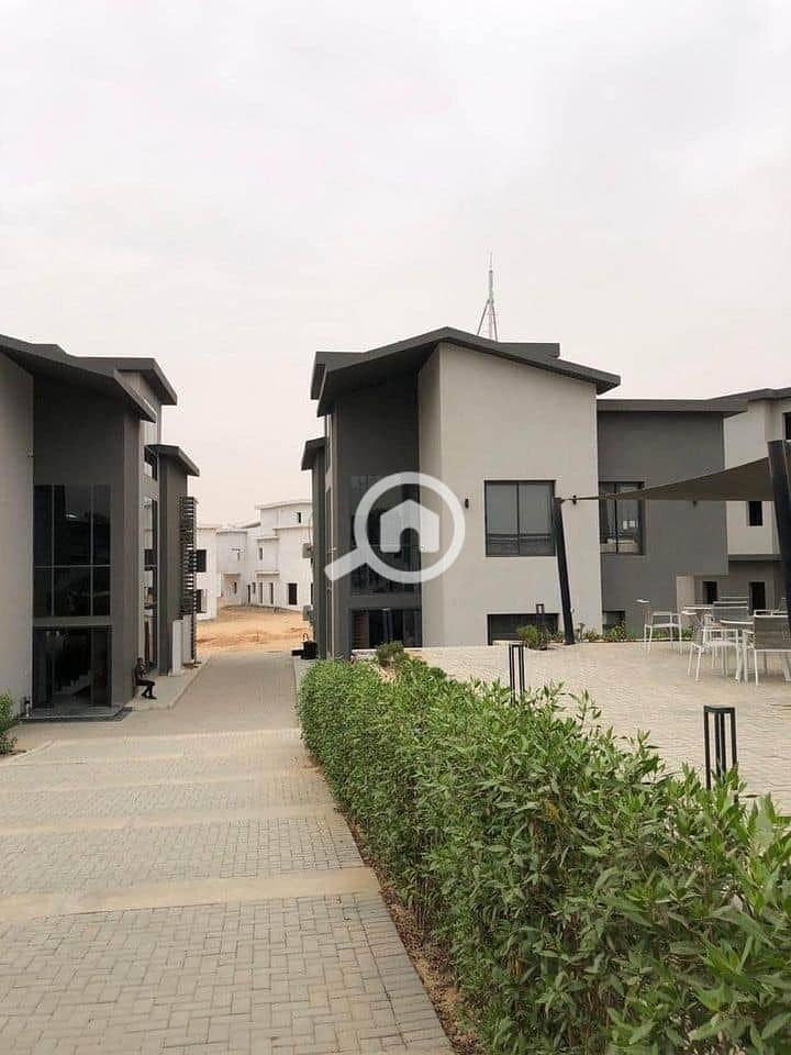 9 WhatsApp Image 2025-11-09 at 12.46. 23 PM (2). jpeg