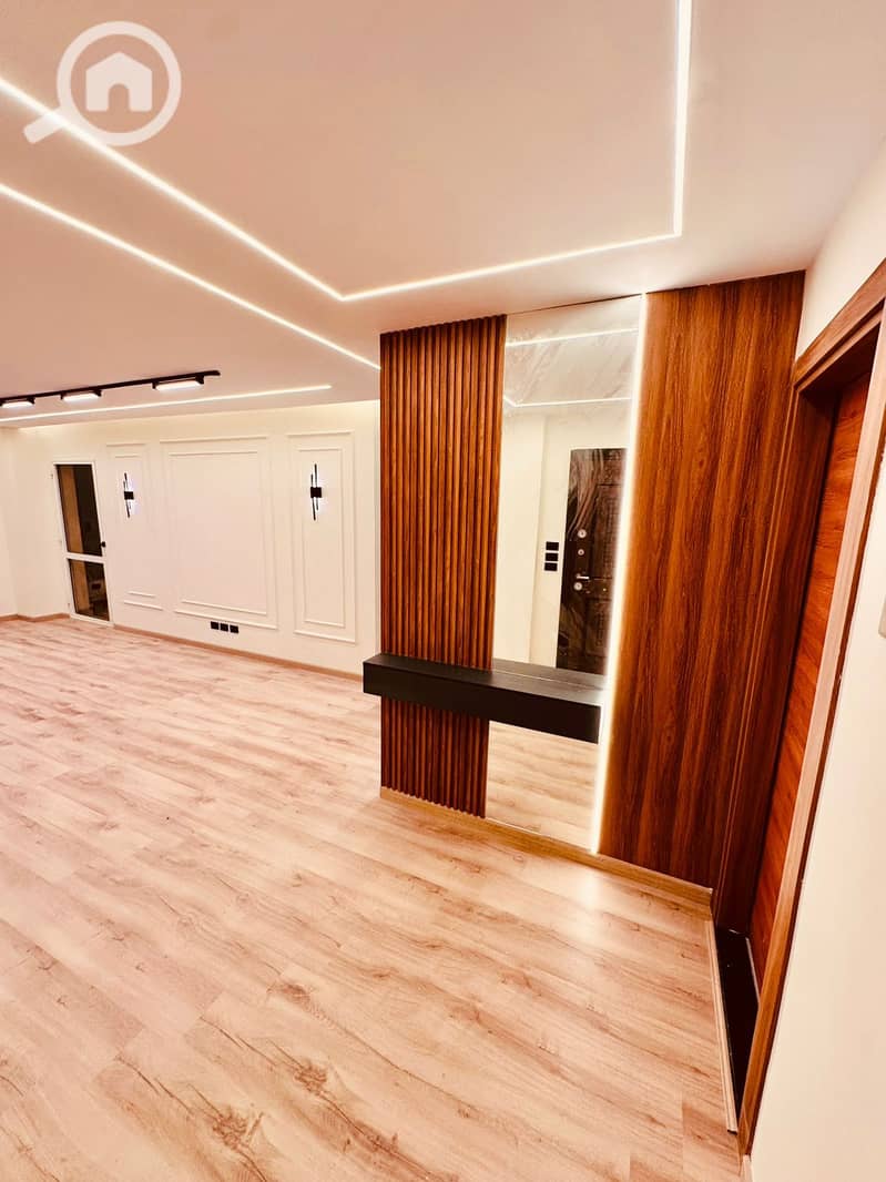 7 325ce1bd-1dbc-4666-a5b5-ea7b865e906f. jpg