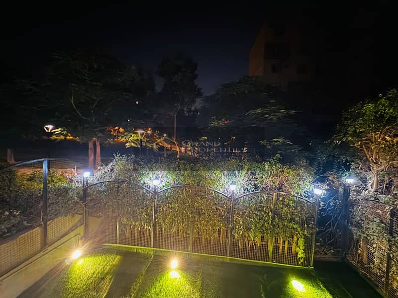 5 0d9b1035-4309-4820-b9f8-cdc8def71656. jpg