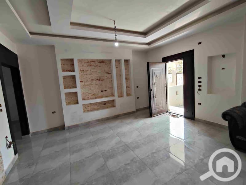 1000083047. jpg 1000083047. jpg