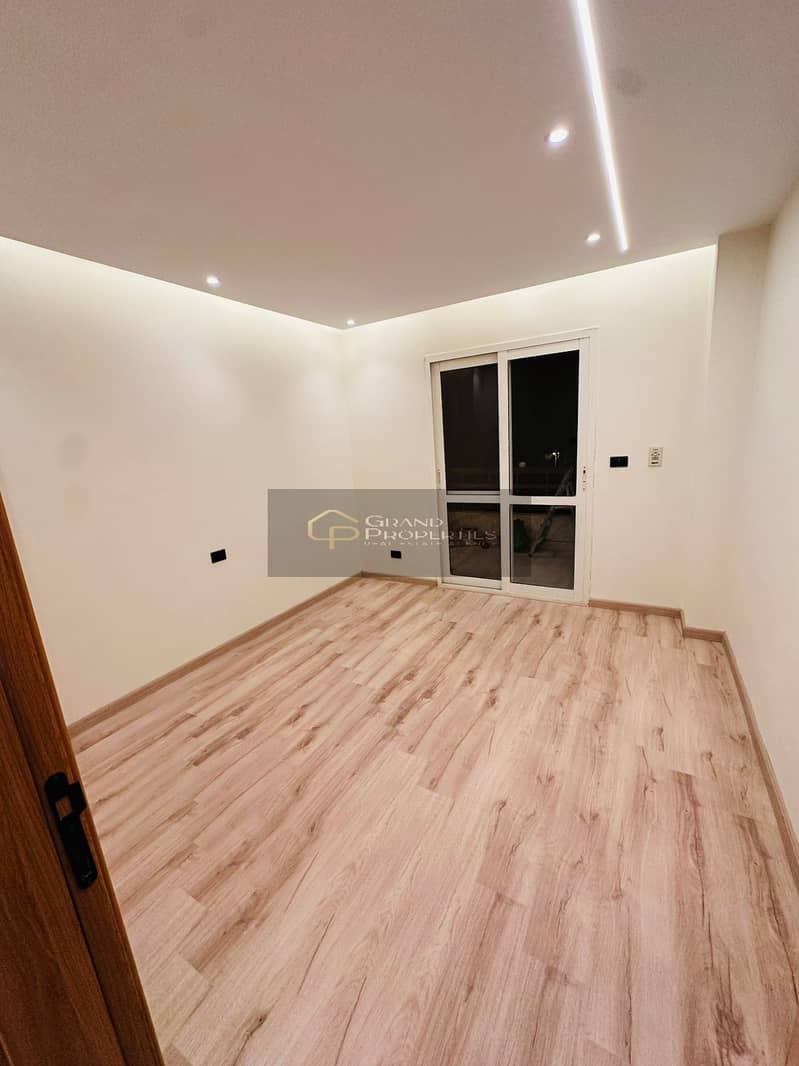 9 0134742a-a61b-4c2d-b4d3-c29c1060a3df. jpg