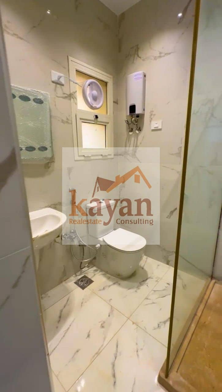 10 b0f2aeae-04eb-4c8a-ae62-909238aec12f. jpg