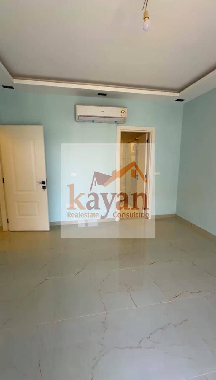 12 dbba0d32-597d-4c35-bcde-ee4d00f9f653. jpg