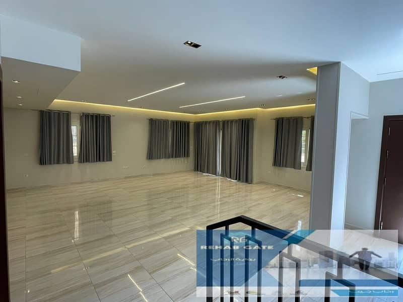 9 c8bd6d46-b7fb-4020-a894-969b78154b3a. jpg